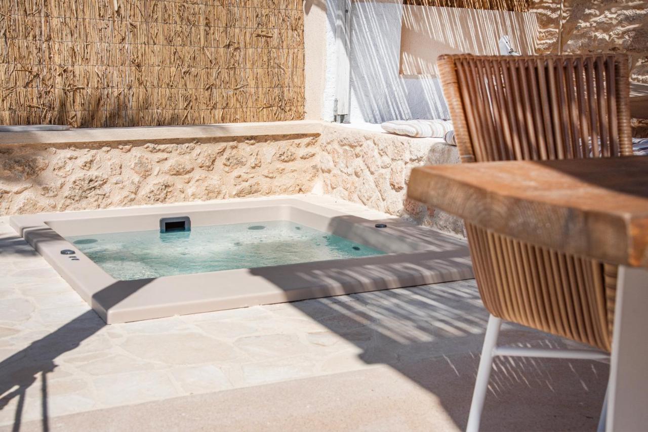Terra E Sole Spa Suite Aegina Vathí Extérieur photo